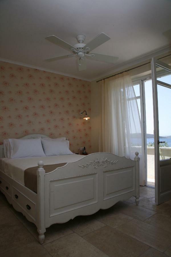 Mourayio Bed and Breakfast Ermioni Eksteriør billede